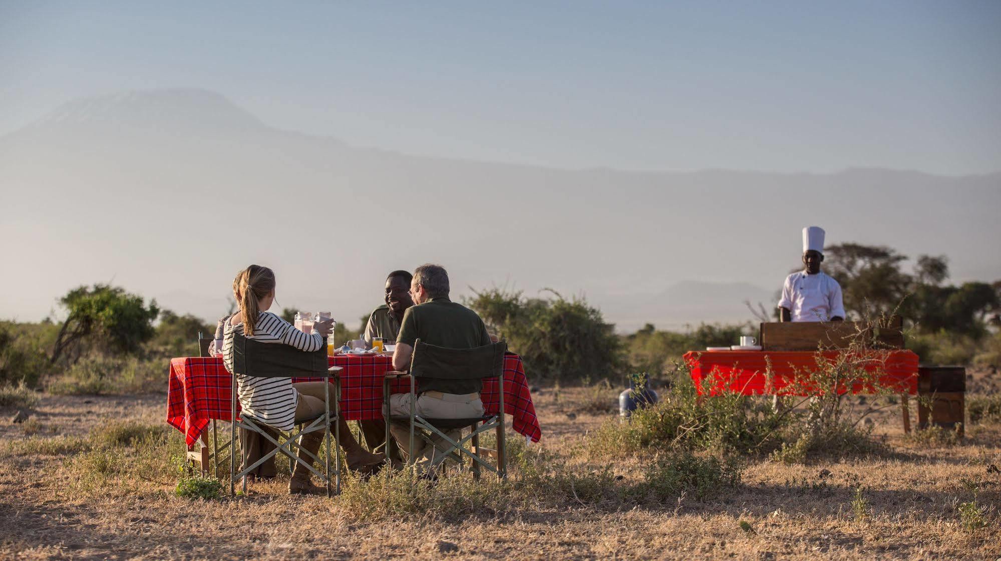 Hotel Elewana Tortilis Camp Amboseli-Nationalpark Exterior foto